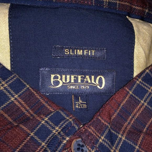 Collared full sleeve flannel - Picture 4 of 5